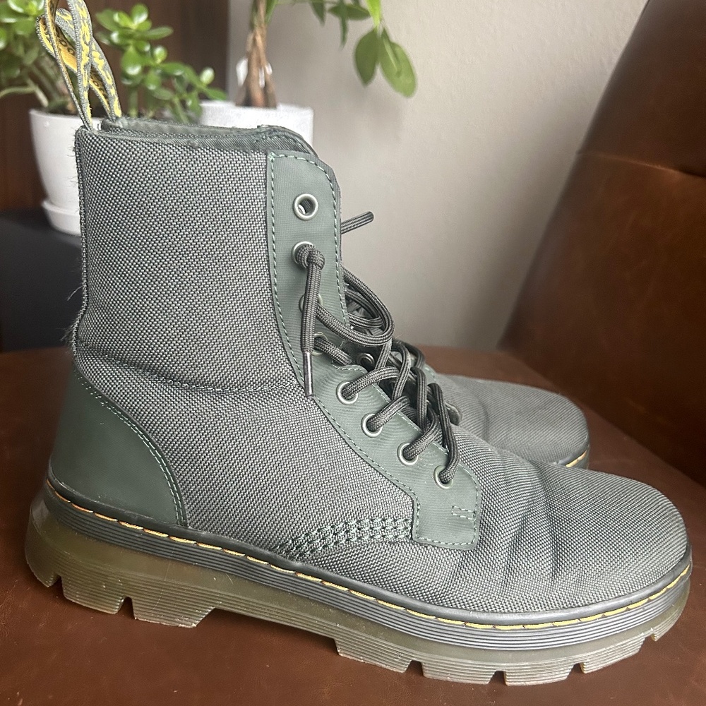 Dr Martin Combs boot *Rare Color*